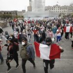 La crisis política en Perú abre el debate sobre la reforma de la Constitución